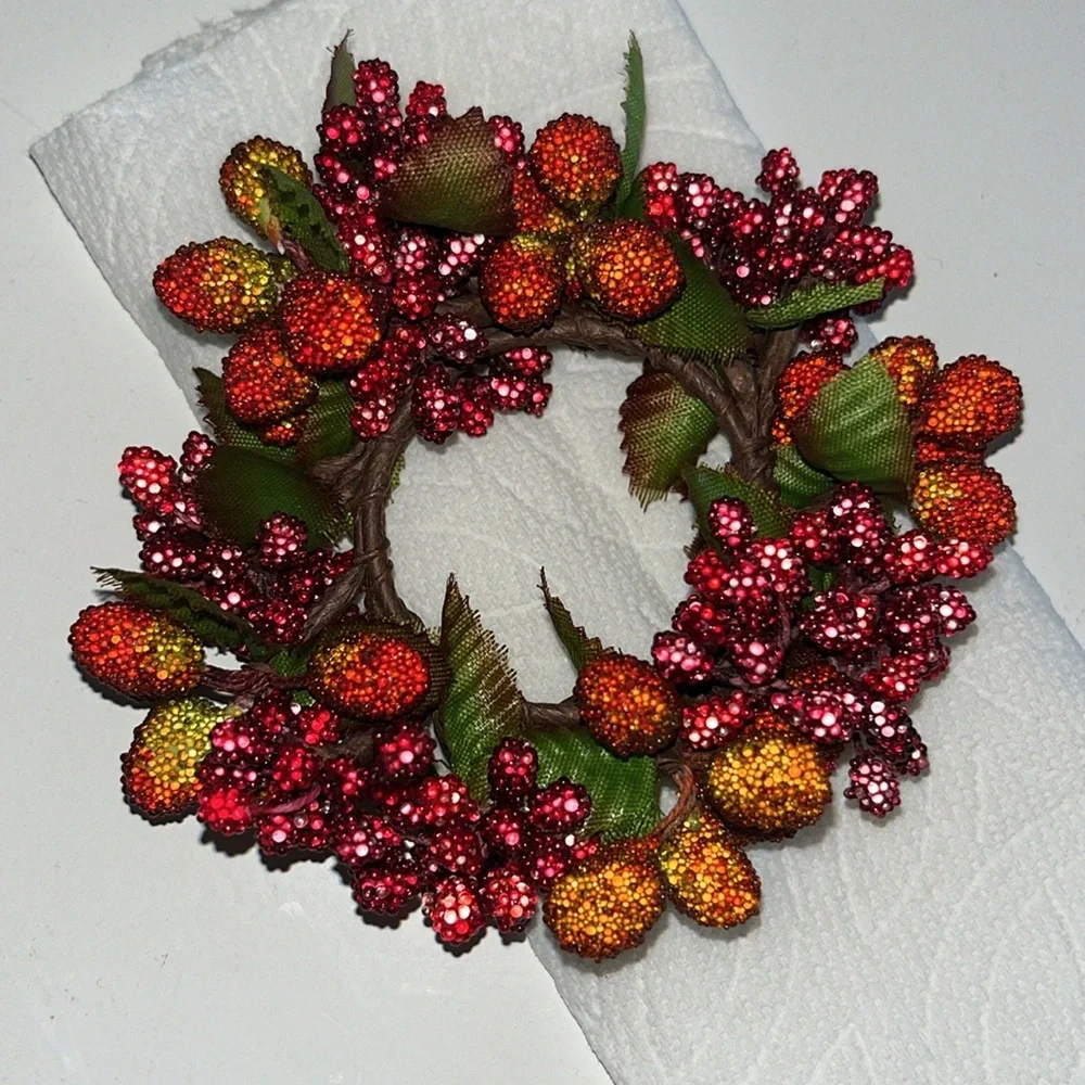 Pier 1 Napkin Ring Berries And Leaves Beaded